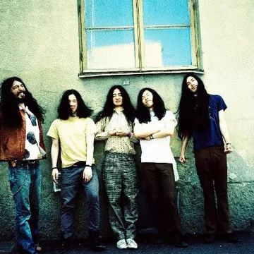 Kikagaku Moyo, “Smoke And Mirrors” (Live At Levitation)