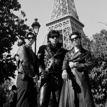 Bad Pelicans, Paris
